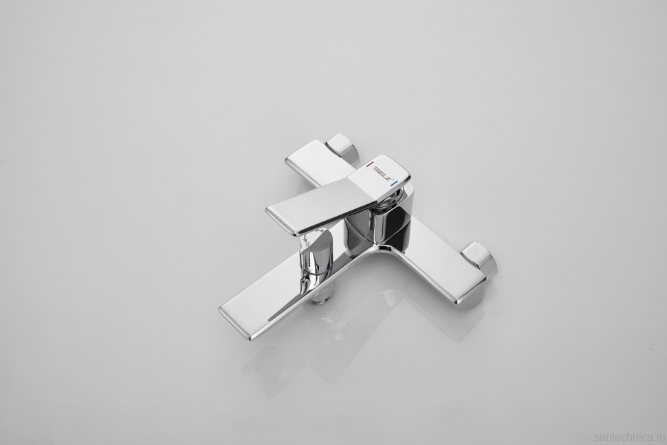 Смеситель для ванны с душем BELZ B618 B60618 хром