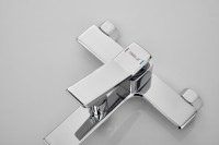 Смеситель для ванны с душем BELZ B618 B60618 хром