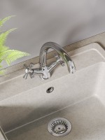 Смеситель для кухни Orange Classic Pro M72-002cr Смеситель для кухни Orange Classic Pro M72-002cr