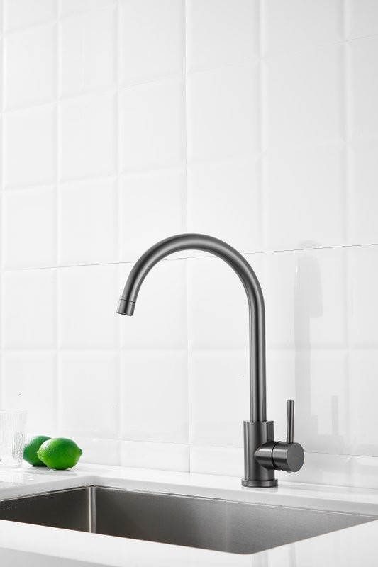 Смеситель для кухни BELZ B810 B70810-3 оружейная сталь