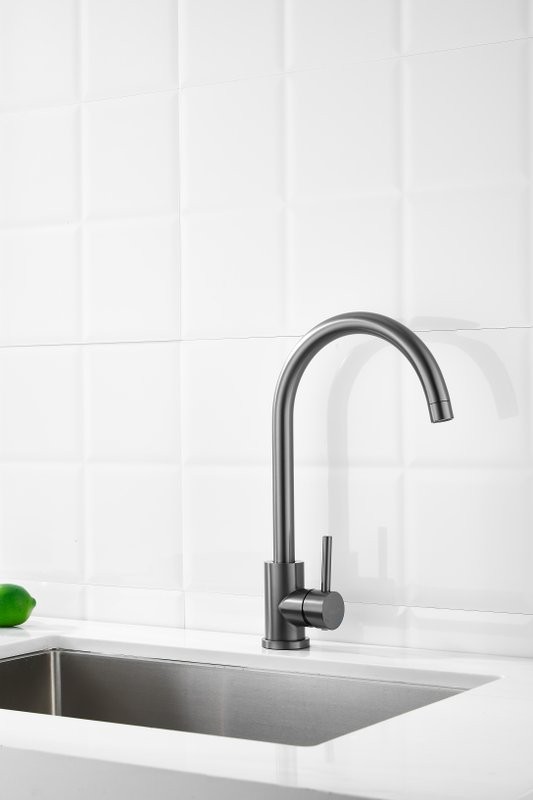 Смеситель для кухни BELZ B810 B70810-3 оружейная сталь