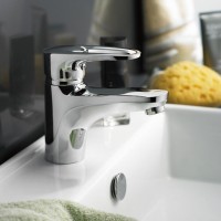 Смеситель для раковины Fashun A1068 хром Смеситель для раковины Fashun A1068 хром