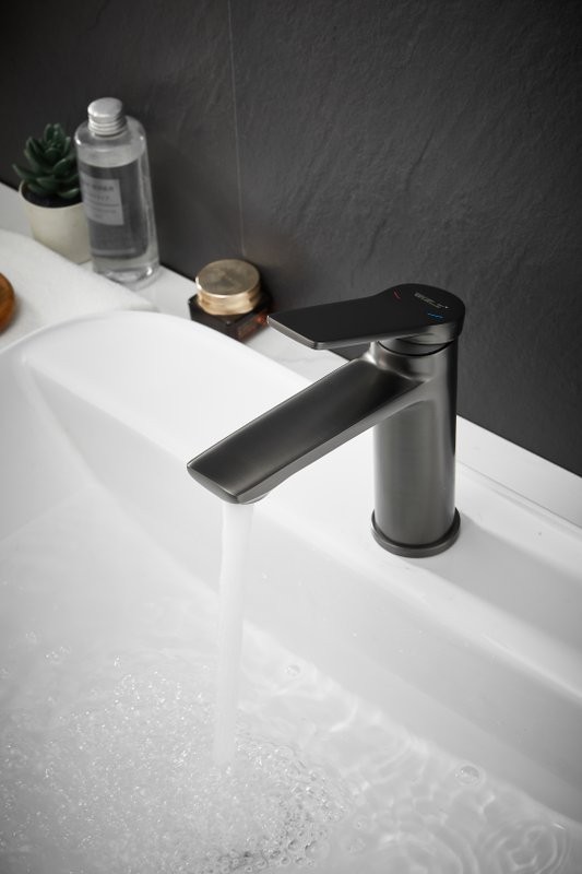 Смеситель для раковины BELZ B507 B10572-3 оружейная сталь