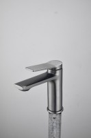 Смеситель для раковины BELZ B507 B10572-3 оружейная сталь Смеситель для раковины BELZ B507 B10572-3 оружейная сталь