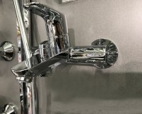 Смеситель для ванны с душем Hansgrohe Focus E2 31940000