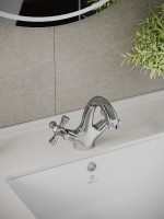 Смеситель для раковины Orange Classic Classic Pro M72-021cr