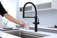 Смеситель для кухни Paulmark Nexus Ne213999-AN с гибким изливом, антрацит