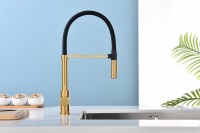 Смеситель для кухни Paulmark Halt Ha214021-BG брашированное золото, с гибким изливом