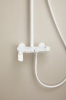 Душевая стойка BELZ B713 B25713-8 матовая белая