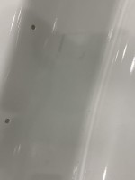 Стальная ванна BLB Universal B70H handles 170x70 см, пристенная, на ножках, с ручками, с шумоизоляцией (уценка: сколы внутри)