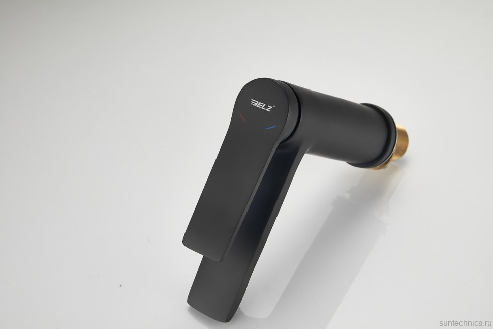 Смеситель для раковины BELZ B507 B10572-7 матовый черный