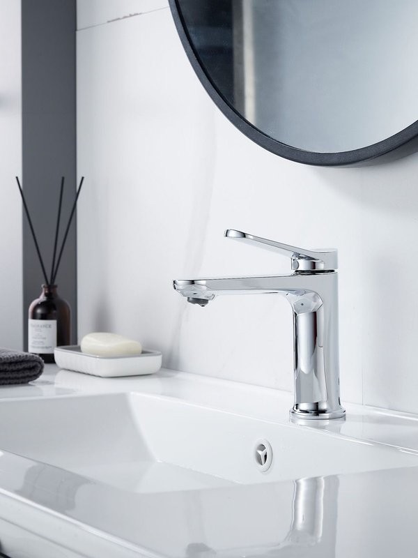 Смеситель для раковины в ванную Shevanik S4301