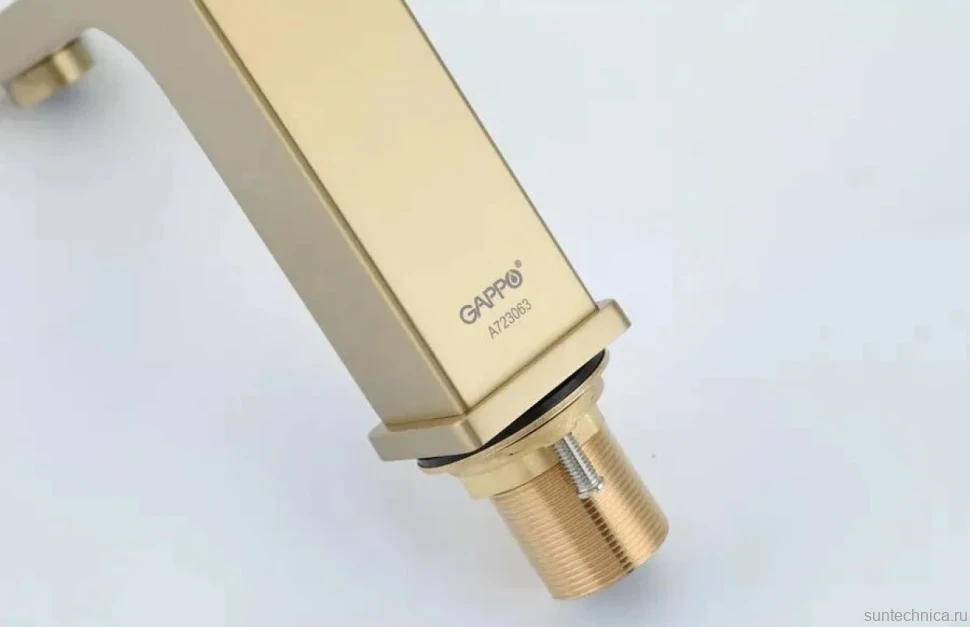 Смеситель для раковины Gappo G17-3 G1017-3 золотой сатин