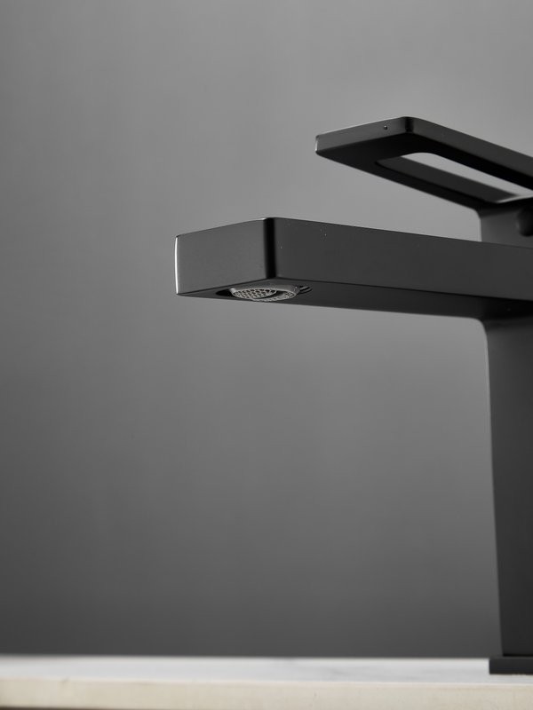 Смеситель для раковины Haiba HB10732-7 черный