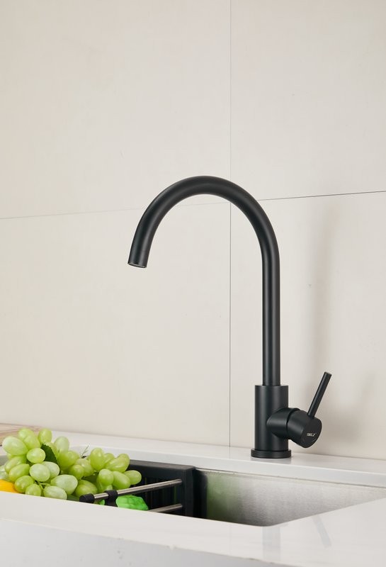Смеситель для кухни BELZ B810 B70810-7 черный