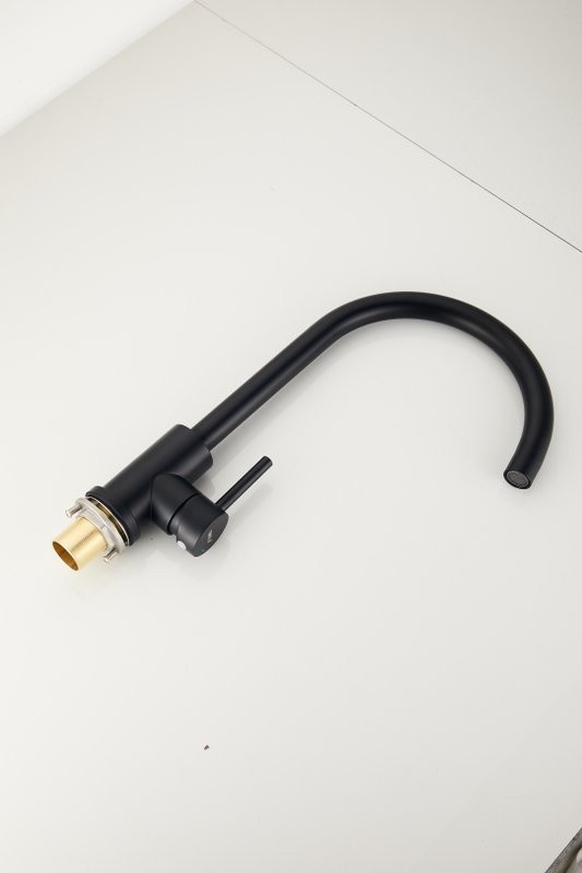 Смеситель для кухни BELZ B810 B70810-7 черный