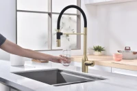 Смеситель для кухни Paulmark Magneto One Ma213188-LG светлое брашированное золото Смеситель для кухни Paulmark Magneto One Ma213188-LG светлое брашированное золото