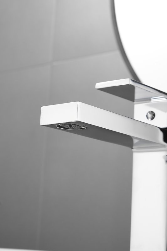 Смеситель для раковины BELZ B672 B10672 хром