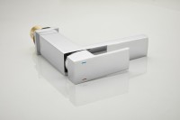 Смеситель для раковины BELZ B672 B10672 хром