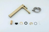 Смеситель для раковины Gappo G17-3 G1017-32 золотой сатин