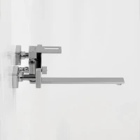 Смеситель с длинным изливом для ванны Wasserkraft Alme 1502L