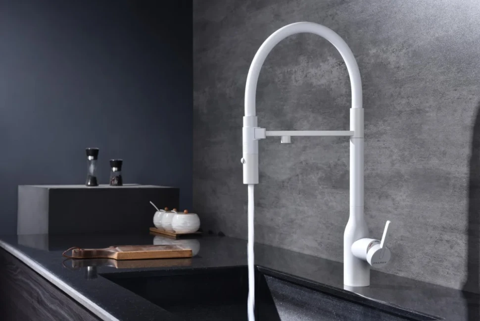 Смеситель для кухни Paulmark Magneto One Ma213188-WH белый