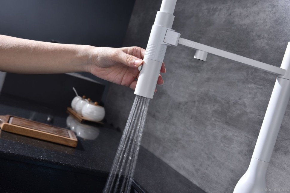 Смеситель для кухни Paulmark Magneto One Ma213188-WH белый