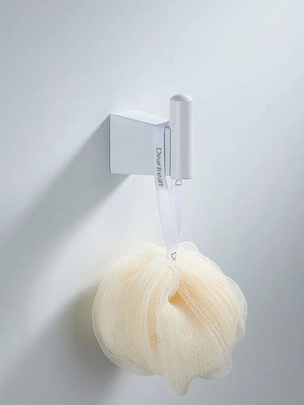 Крючок для ванной комнаты Shevanik SG5711C, белый