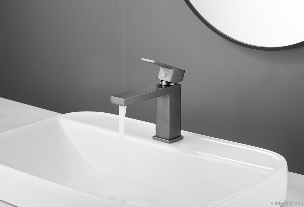 Смеситель для раковины BELZ B672 B10672-3 оружейная сталь