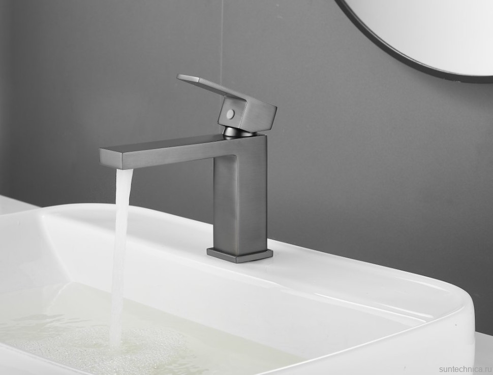 Смеситель для раковины BELZ B672 B10672-3 оружейная сталь