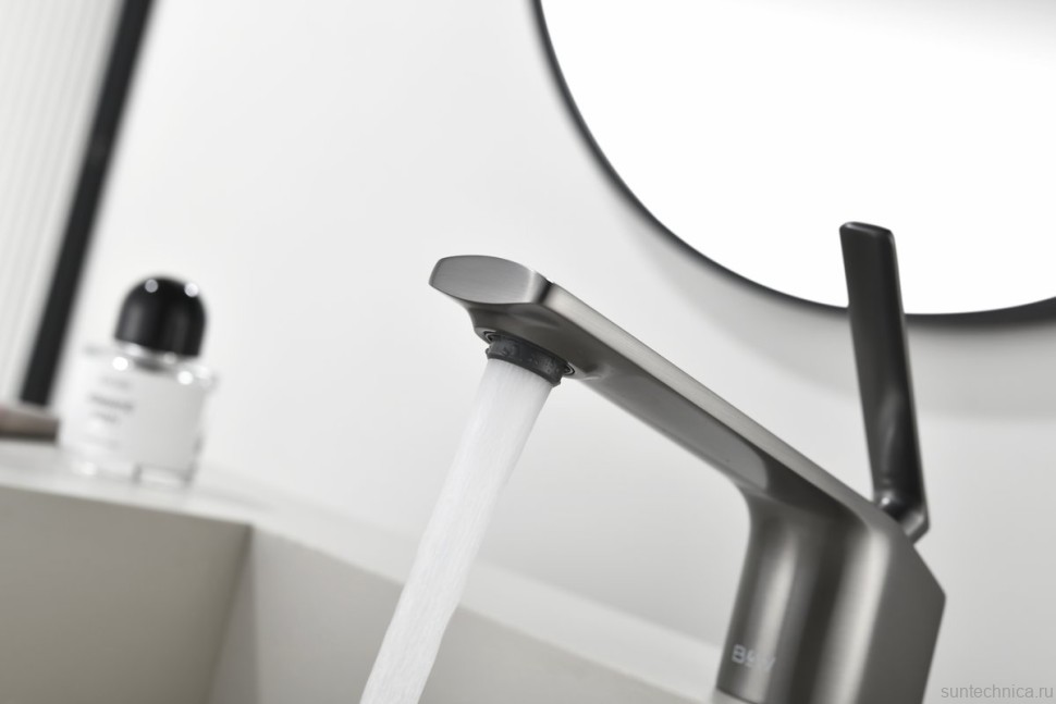Смеситель для раковины Black&White Gravity 7104GM gun metal