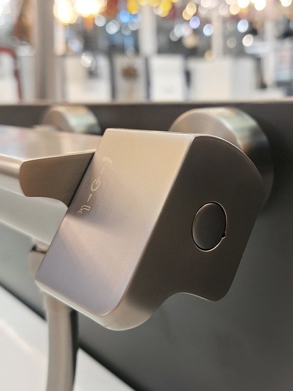 Термостатический смеситель AltroBagno Lamberto AltroBagnoLamberto0224GM для ванны с душем, оружейная сталь