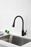 Смеситель для кухни BELZ B810 B74810-7 с гибким изливом, черный