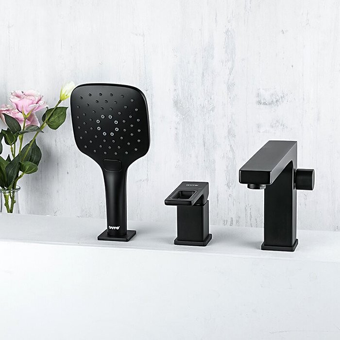 Смеситель на борт ванны Gappo G17-6 G1117-6 черный