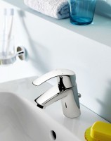 Смеситель для раковины Grohe Eurosmart New 32467002 Смеситель для раковины Grohe Eurosmart New 32467002