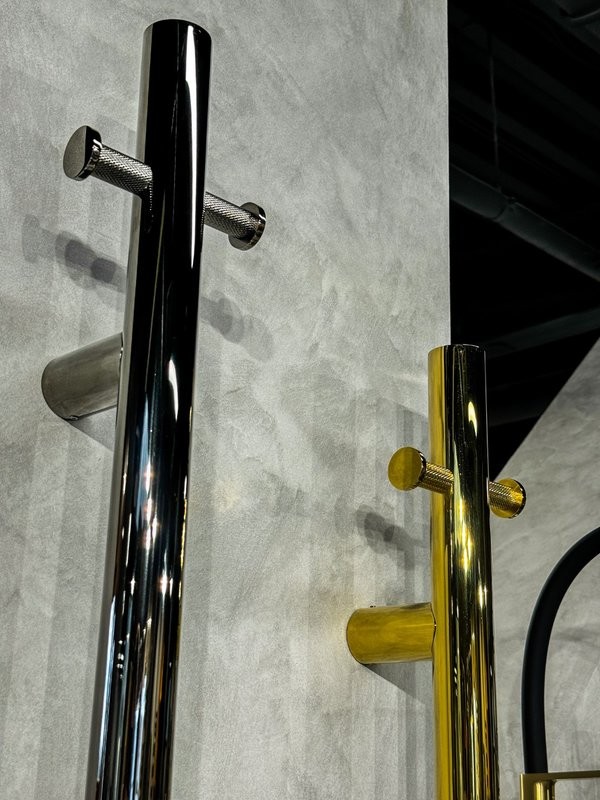 Полотенцесушитель электрический Boheme Uno 726-G 150x12, gold