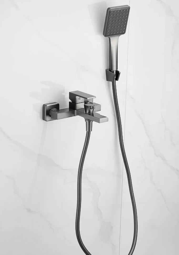 Смеситель для ванны с душем BELZ B60613-3 вороненая сталь