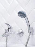 Смеситель для ванны с душем РМС SL86 009 Смеситель для ванны с душем РМС SL86 009