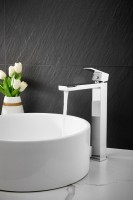 Смеситель для раковины BELZ B613 B11613 хром Смеситель для раковины BELZ B613 B11613 хром