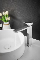 Смеситель для раковины BELZ B613 B11613 хром Смеситель для раковины BELZ B613 B11613 хром