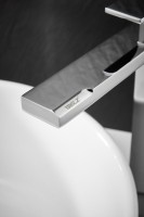 Смеситель для раковины BELZ B613 B11613 хром Смеситель для раковины BELZ B613 B11613 хром