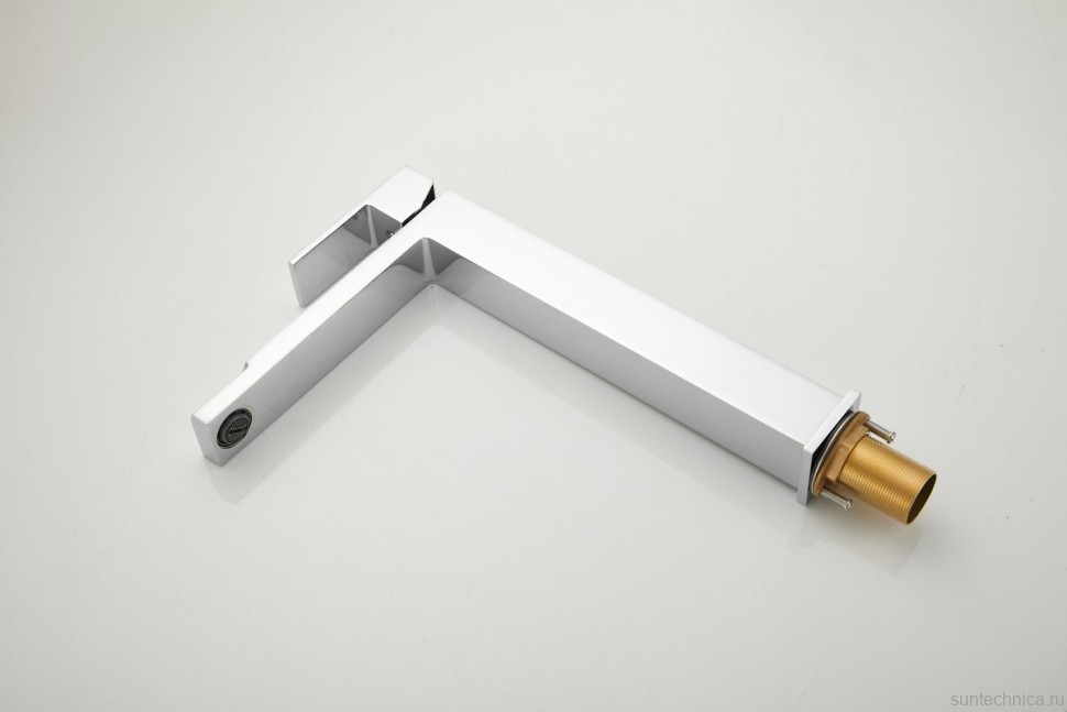 Смеситель для раковины BELZ B613 B11613 хром