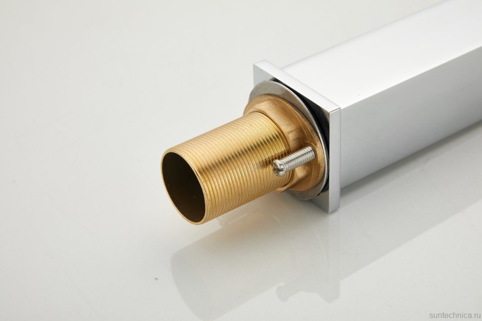 Смеситель для раковины BELZ B613 B11613 хром