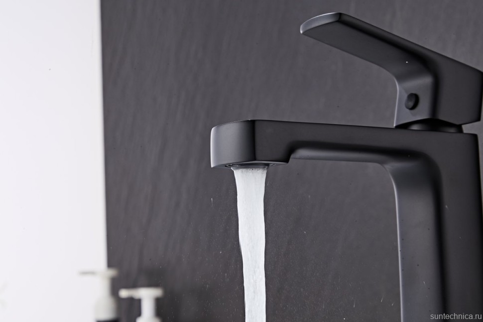 Смеситель для раковины Haiba HB10512-7 черный