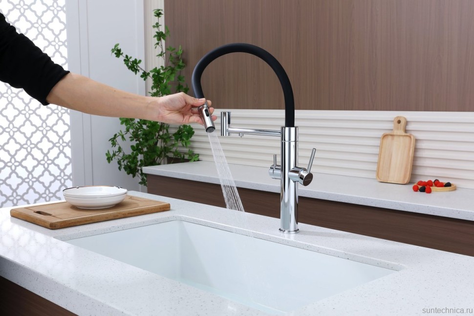 Смеситель для кухни Paulmark Nexus Ne213999-CR с гибким изливом, хром