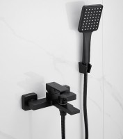 Смеситель для ванны с душем BELZ B60613-7 черный Смеситель для ванны с душем BELZ B60613-7 черный