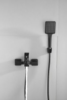 Смеситель для ванны с душем BELZ B60613-7 черный Смеситель для ванны с душем BELZ B60613-7 черный