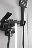 Смеситель для ванны с душем BELZ B60613-7 черный Смеситель для ванны с душем BELZ B60613-7 черный