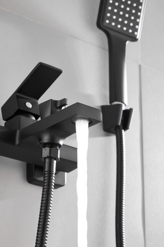 Смеситель для ванны с душем BELZ B60613-7 черный