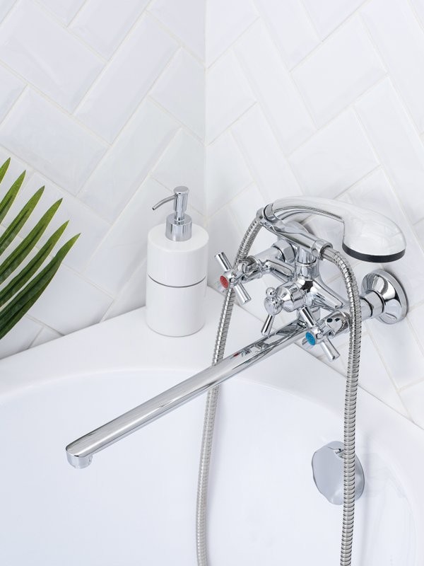 Смеситель с длинным изливом для ванны РМС SL138-143P